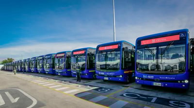 La adopción e implementación de buses eléctricos en Colombia