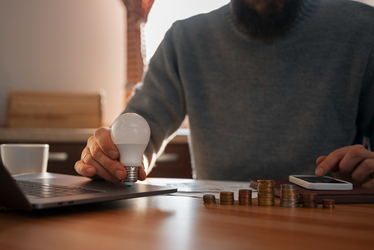 Balance de potencia en Chile: qué es, cómo se calcula y cómo impacta la cuenta eléctrica de tu empresa